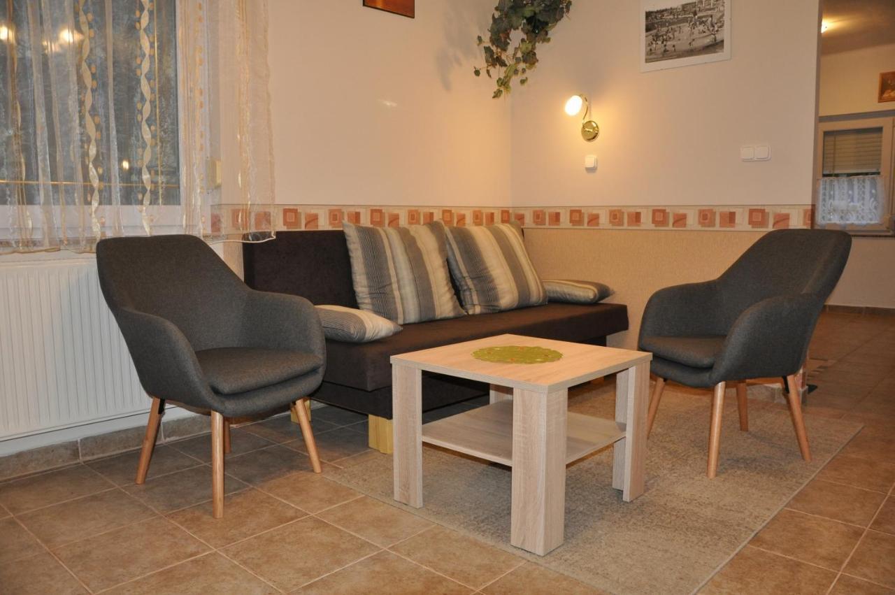 Bük Herbert Apartman מראה חיצוני תמונה